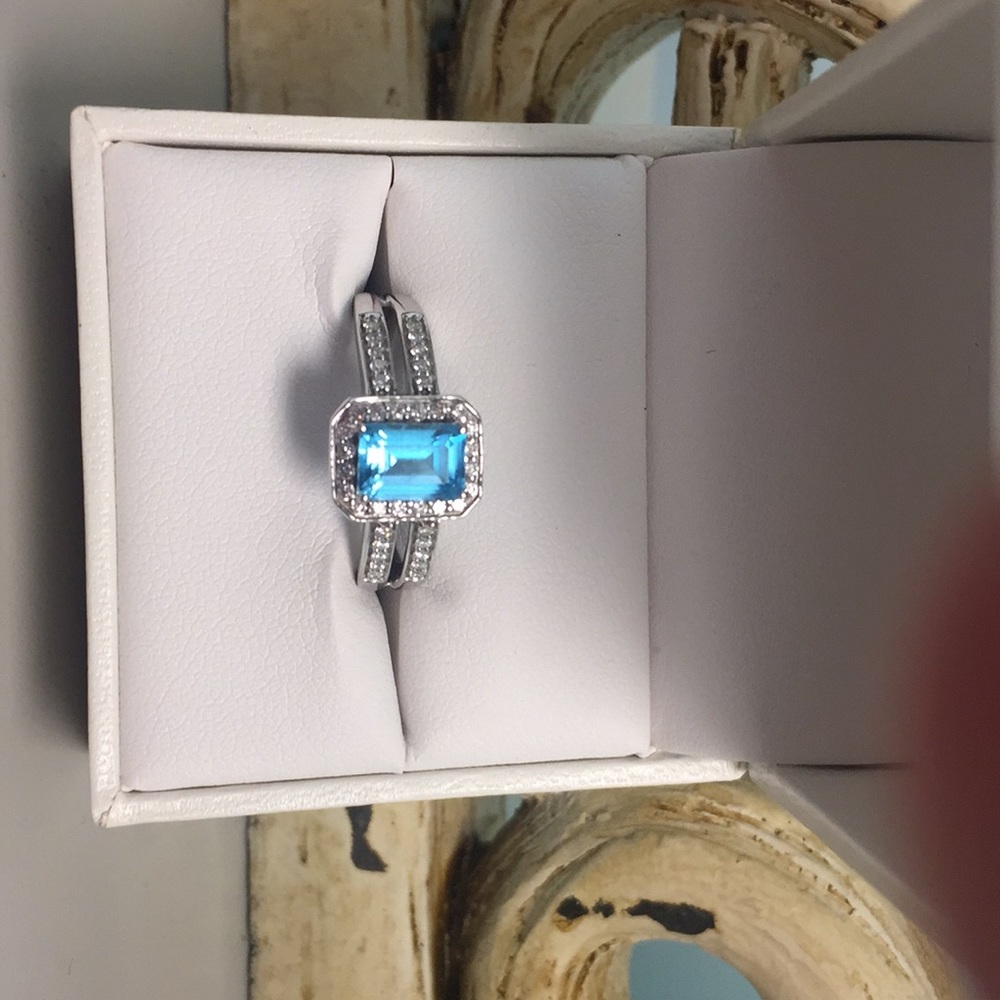 Effy Blue Topaz Ring - image 1